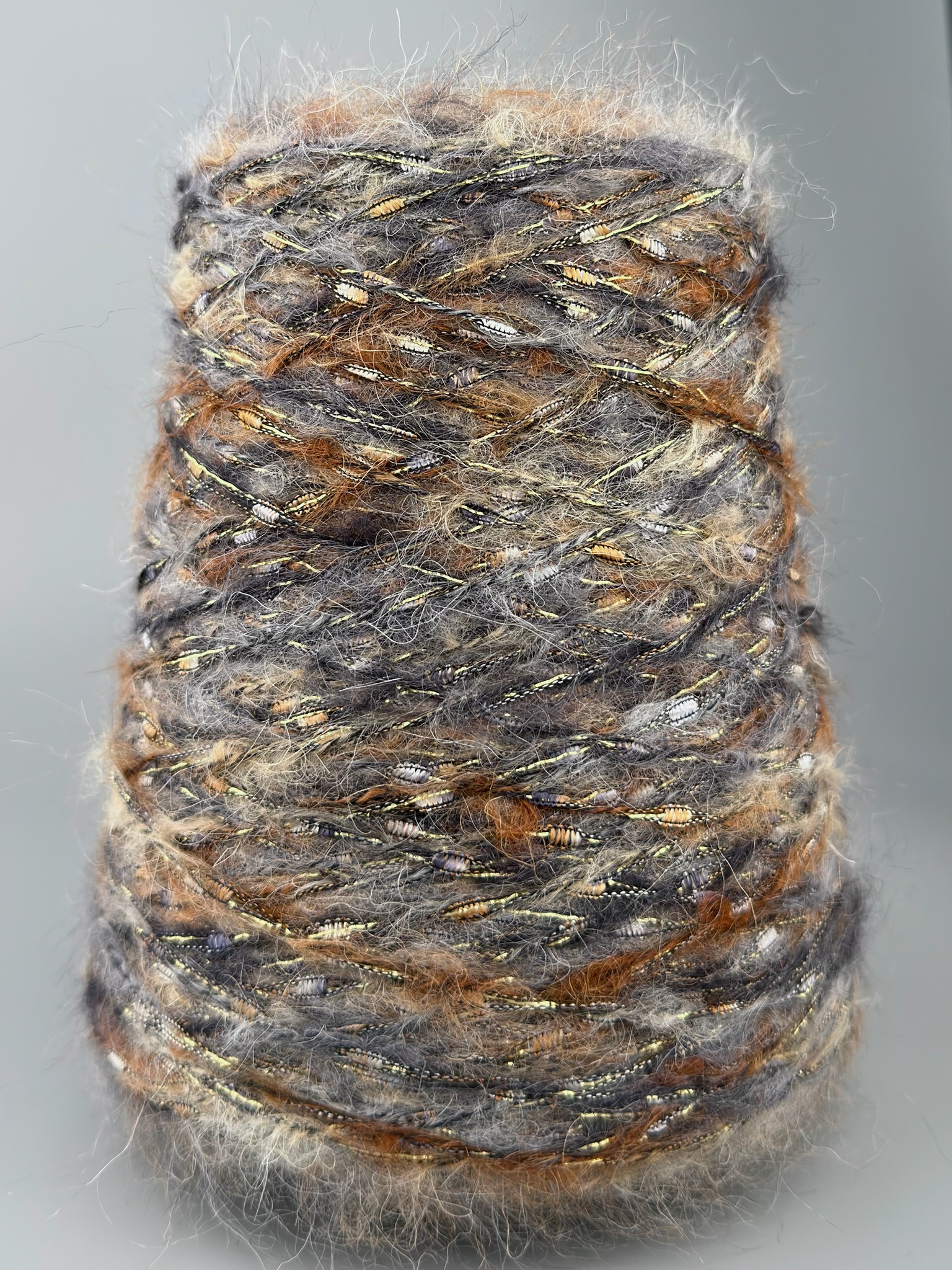 Hasegawa HKA 5690 Nm 1/2.2 – Fantasiegarn Kid Mohair col. Antracite, tortora e rame foto 2